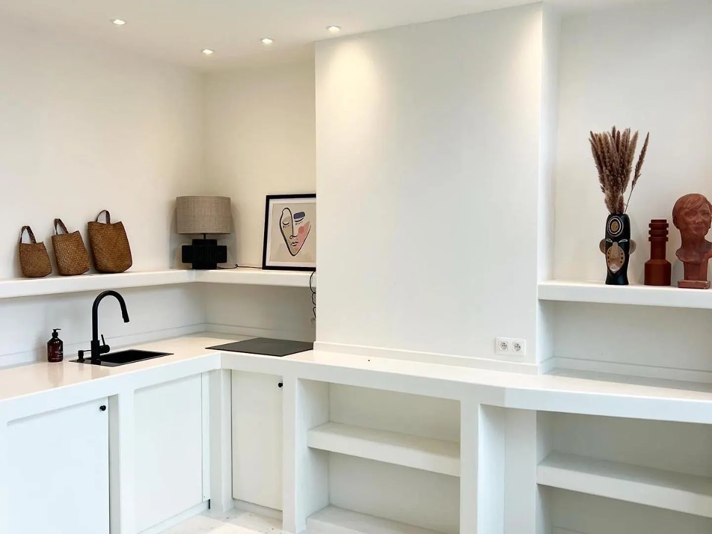 Le Faubourg Suites Antwerp